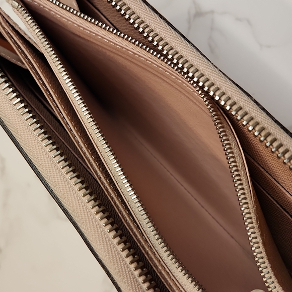 LOUIS VUITTON Pink Epi Leather Long Zippy Wallet - Picture 13 of 16